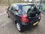 Toyota Yaris 1.3 VVTi Sol MMT | AUTOMAAT | 2E EIGENAAR | 12MND GARANTIE | AIRCO | LAGE KM |