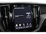 Volvo XC60 T6 Plug-in hybrid Ultimate Dark | Luchtvering | Bowers&Wilkins | Head-Up | Trekhaak | 360° Camera