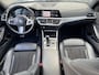 BMW 3-Serie 330e xDrive High Executive M Sport 19"/Stoelverwarming + memory/Keyless/Camera/HiFi/Apple Carplay & Android Auto