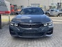 BMW 3-Serie 330e xDrive High Executive M Sport 19"/Stoelverwarming + memory/Keyless/Camera/HiFi/Apple Carplay & Android Auto