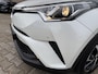 Toyota C-HR / C-HR+ 1.8 Hybrid Bi-Tone | All Seasons | Trekhaak | Parkeersensoren