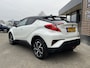 Toyota C-HR / C-HR+ 1.8 Hybrid Bi-Tone | All Seasons | Trekhaak | Parkeersensoren