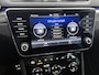 Skoda Superb Combi 1.5 TSI ACT Sportline Business | PANO SCHUIF-/KANTELDAK | TREKHAAK |  ELEKTR. ACHTERKLEP | VOOR- ACHTERSTOELEN VERWARMD | CAMERA | KEYLESS | ACC |