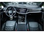 Volkswagen Touareg 3.0 TSi 4MOTION R - Panorama | Luchtvering | Elek. Trekhaak | Memory | 360 Camera