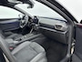 CUPRA Leon 1.5 TSI e-Hybrid Business | PHEV | 131km EV actieradius | Stoel + stuurverwarming | Snelladen | Memory | Sportstoelen | Alcantara | Navigatie | Camera |