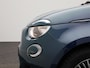 Fiat 500 500e 42 kWh Icon | Climate Control / ECC | Panoramadak | Licht metalen velgen 16 inch | Cruise control | | Navigatie | Stoelverwarming | Achteruitrijcamera |