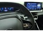 Peugeot 2008 1.2 Hybrid 145 Allure | Climate & Cruise Control | Parkeersensoren voor + achter | AppleCarplay/Android Auto |
