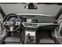 BMW 3-Serie Touring 330i High Executive Pano HUD ACC Trekhaak Stoel & Stuurverw