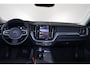Volvo XC60 T6 Recharge AWD Plus Dark - Panorama/schuifdak - IntelliSafe Assist & Surround - 360º Camera - Verwarmde voorstoelen, stuur & achterbank - Parkeersensoren voor & achter - Elektr. bedienb. voorstoelen met geheugen - Draadloze tel. lader - Elektr. inklapbare trekhaak - 19' LMV