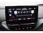Volkswagen ID.4 First 77 kWh SOH 91,8% | Warmtepomp | Trekhaak | Camera | Navigatie | Carplay&Android | Stuur/Stoelverwarming .