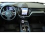 Volvo XC60 T8 Plug-in hybrid AWD Ultra Black Edition | Bowers & Wilkins Premium Audio | Luchtvering | 22'' Lichtmetalen velgen | Nappa Lederen bekleding | Stoelventilatie | Stoelverwarming | 360° Parkeercamera | Gelamineerde zijruiten |