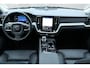 Volvo V60 T8 Plug-in hybrid AWD Ultra Dark | Bowers & Wilkins Premium Audio | Stoelverwarming | 360° Parkeercamera | Parkeersensoren voor + achter | Massage in voorstoelen | Semi Electrische Wegklapbare Trekhaak | Google Infotainment | 19'' Lichtmetalen velgen