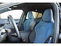 Volvo EX30 Single Motor Extended Range Europa 69 kWh | 20 inch Lichtmetalen velgen | Stoelverwarming | Electrische bedienbare voorstoelen | Google Infotainment | Privacy Glas | Parkeercamera | Parkeersensoren voor + achter | Stuurwielverwarming