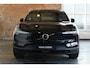 Volvo EX30 Single Motor Extended Range Europa 69 kWh | 20 inch Lichtmetalen velgen | Stoelverwarming | Electrische bedienbare voorstoelen | Google Infotainment | Privacy Glas | Parkeercamera | Parkeersensoren voor + achter | Stuurwielverwarming