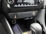 Toyota Yaris 1.5 Hybrid Dynamic Comfort Pack | Dodehoek detectie | Parkeersensoren voor+achter | Stoel +Stuurverwarming | Apple CarPlay/Android auto | Cruise Control Adaptive | Climate Control |