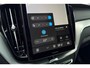 Volvo XC60 T6 Plug-in hybrid AWD Ultra Black Edition | Head-up display | Adaptive Cruise & Pilot Assist | Panoramisch Schuif-/Kanteldak | 360-Camera | Harman Kardon Premium Audio | Draadloze Telefoonlader