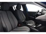 Peugeot e-208 EV Allure 50 kWh SOH 94,9% | 3D i-Cockpit | Trekhaak | Navigatie | Camera | Carplay&Android | Stoelverwarming .