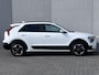 Kia Niro EV DynamicPlusLine 64.8 kWh / Fabrieksgarantie van 7 jaar mogelijk < 150.000km / Accu SoH 100% / Schuifdak / Leder / HUD / CCS snel laden / Elektr. klep / Camera / Stuur- en stoelverwarming / Navigatie / Apple Carplay Android / 17" LM wielen /
