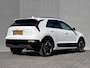 Kia Niro EV DynamicPlusLine 64.8 kWh / Fabrieksgarantie van 7 jaar mogelijk < 150.000km / Accu SoH 100% / Schuifdak / Leder / HUD / CCS snel laden / Elektr. klep / Camera / Stuur- en stoelverwarming / Navigatie / Apple Carplay Android / 17" LM wielen /
