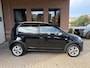 Volkswagen Up! 1.0 cross Up! navi stoelverw. PDC cruise