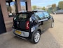 Volkswagen Up! 1.0 cross Up! navi stoelverw. PDC cruise
