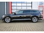 Volkswagen Passat Variant 1.4 TSI PHEV GTE Business 218PK | Pano | 360 | ACC | Alcantara-Leder | Keyless | Matrix IQ LED | Massage | Trekhaak | Digital Dash | Stoelverwarming Voor & Achter | Head-Up Display | Stuurwielverwarming | Ambient+ | Carplay