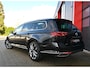 Volkswagen Passat Variant 1.4 TSI PHEV GTE Business 218PK | Pano | 360 | ACC | Alcantara-Leder | Keyless | Matrix IQ LED | Massage | Trekhaak | Digital Dash | Stoelverwarming Voor & Achter | Head-Up Display | Stuurwielverwarming | Ambient+ | Carplay