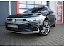 Volkswagen Passat Variant 1.4 TSI PHEV GTE Business 218PK | Pano | 360 | ACC | Alcantara-Leder | Keyless | Matrix IQ LED | Massage | Trekhaak | Digital Dash | Stoelverwarming Voor & Achter | Head-Up Display | Stuurwielverwarming | Ambient+ | Carplay