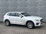 Volvo XC60 2.0 T8 Twin Engine AWD R-Design | Plug-in Hybrid (PHEV) | Luchtvering | Bowers Wilkins Audio | Navigatie | Panoramadak | Trekhaak | Head-up Display | BLIS | Cruise Control Adaptief | DAB | Stoelverwarming