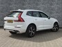 Volvo XC60 2.0 T8 Twin Engine AWD R-Design | Plug-in Hybrid (PHEV) | Luchtvering | Bowers Wilkins Audio | Navigatie | Panoramadak | Trekhaak | Head-up Display | BLIS | Cruise Control Adaptief | DAB | Stoelverwarming