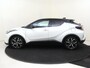 Toyota C-HR / C-HR+ 1.8 Hybrid Style Ultimate | airco automatisch | Autonomous Emergency Braking | cruise control adaptief | dodehoek detectie | LED koplampen, | lichtmetalen velgen 18" | navigatiesysteem full map | voorstoelen & Stuur verwarmd |