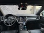 Volvo V60 2.0 T8 Twin Engine AWD Inscription | Plug-in Hybrid (PHEV) | Sportstoelen | Trekhaak | Head-up Display | Achteruitrijcamera | Harman Kardon Audio | DAB | Panoramadak | Navigatie