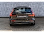 Volvo V60 2.0 T8 Twin Engine AWD Inscription | Plug-in Hybrid (PHEV) | Sportstoelen | Trekhaak | Head-up Display | Achteruitrijcamera | Harman Kardon Audio | DAB | Panoramadak | Navigatie