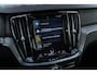 Volvo V60 2.0 T8 Twin Engine AWD Inscription | Plug-in Hybrid (PHEV) | Sportstoelen | Trekhaak | Head-up Display | Achteruitrijcamera | Harman Kardon Audio | DAB | Panoramadak | Navigatie