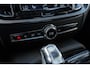 Volvo V60 2.0 T8 Twin Engine AWD Inscription | Plug-in Hybrid (PHEV) | Sportstoelen | Trekhaak | Head-up Display | Achteruitrijcamera | Harman Kardon Audio | DAB | Panoramadak | Navigatie