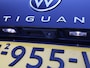 Volkswagen Tiguan Allspace 1.5 TSI R-Line Business+ 150pk DSG | Trekhaak | LED Matrix | App Connect | Lichtmetalen velgen | Winterpakket | Camera | Elek. achterklep | Navigatie | Cruise control |