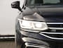 Volkswagen Tiguan Allspace 1.5 TSI R-Line Business+ 150pk DSG | Trekhaak | LED Matrix | App Connect | Lichtmetalen velgen | Winterpakket | Camera | Elek. achterklep | Navigatie | Cruise control |