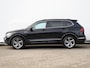 Volkswagen Tiguan Allspace 1.5 TSI R-Line Business+ 150pk DSG | Trekhaak | LED Matrix | App Connect | Lichtmetalen velgen | Winterpakket | Camera | Elek. achterklep | Navigatie | Cruise control |