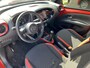 Toyota Aygo X 1.0 VVT-i MT Pulse | Bi-Tone Chili red, Stoelverwarming, Airco, Apple CarPlay/Android Auto, Lichtmetalen velgen