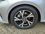 Toyota Yaris 1.5 Hybrid 115 DYNAMIC NL-AUTO STOEL/STUURVERW BLIND SPOT PARK-SENSOREN NAVI CAMERA CLIMA AD-CRUISE APPLE/ANDROID KEYLESS 16'' LM-VELGEN