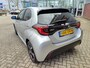 Toyota Yaris 1.5 Hybrid 115 DYNAMIC NL-AUTO STOEL/STUURVERW BLIND SPOT PARK-SENSOREN NAVI CAMERA CLIMA AD-CRUISE APPLE/ANDROID KEYLESS 16'' LM-VELGEN