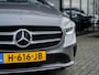 Mercedes-Benz B-klasse 180 Business Solution | Origineel NL | 2e Eigenaar | Navigatie | Camera | Climate Control | Cruise Control | Wide Screen | All Season Banden | 16'' Lichtmetalen Velgen | Metallic Lak | Dimlichten Automatisch |