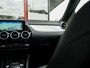 Mercedes-Benz B-klasse 180 Business Solution | Origineel NL | 2e Eigenaar | Navigatie | Camera | Climate Control | Cruise Control | Wide Screen | All Season Banden | 16'' Lichtmetalen Velgen | Metallic Lak | Dimlichten Automatisch |