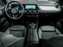 Mercedes-Benz B-klasse 180 Business Solution | Origineel NL | 2e Eigenaar | Navigatie | Camera | Climate Control | Cruise Control | Wide Screen | All Season Banden | 16'' Lichtmetalen Velgen | Metallic Lak | Dimlichten Automatisch |