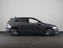 Volkswagen Golf 1.5 eHybrid Style Edition 204 pk Automaat (DSG) | Verlengde garantie | Navigatie via App | Parkeersensoren (Park assist) | Achteruitrijcamera | Stoelverwarming |