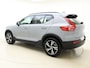 Volvo XC40 B4 211pk Plus Dark / Elektr. stoelen / H&K audio / Trekhaak / Stoel/- en stuurverwarming / Adapt. Cruise / BLIS / Elektr. Achterklep / PDC + CAM /