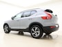 Volvo XC40 B4 211pk Plus Dark / Elektr. stoelen / H&K audio / Trekhaak / Stoel/- en stuurverwarming / Adapt. Cruise / BLIS / Elektr. Achterklep / PDC + CAM /