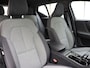 Volvo XC40 B4 211pk Plus Dark / Elektr. stoelen / H&K audio / Trekhaak / Stoel/- en stuurverwarming / Adapt. Cruise / BLIS / Elektr. Achterklep / PDC + CAM /