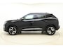Peugeot 2008 1.2 Hybrid 145 Allure | Climate & Cruise Control | Parkeersensoren voor + achter | AppleCarplay/Android Auto |