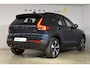Volvo XC40 B4 211PK Automaat Plus Dark / Navigatie / Adaptive Cruise / Harman Kardon / Stuur- & Stoelverwarming / Elektrische achterklep / Achteruitrijcamera / Trekhaak / Elektrische stoelverst. met geheugen